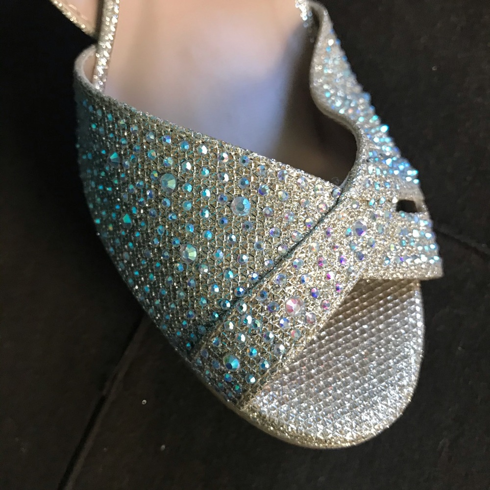 Strappy open toe heels - Picture 5 of 7